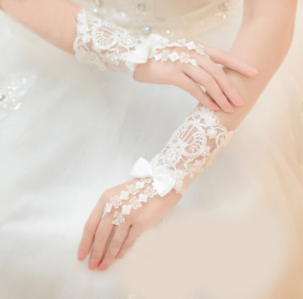 Bridal Bead Short Wedding Glove Accessories - Image 4