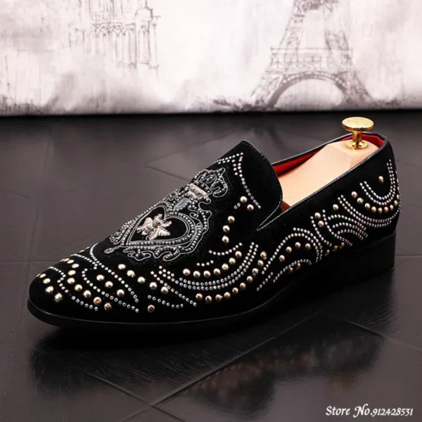 New Fashion Men Pointed Rivet Embroidery Rhinestone Casual Oxford Shoes Wedding Groom Driving Homecoming Business Footwear - Image 4