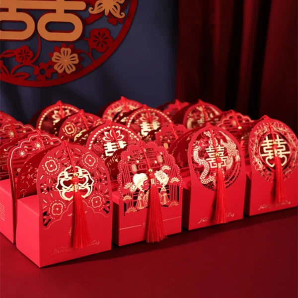 50pcs Big Red Chinese Wedding Candy Box with Tassels Traditional Engagement Decor Gift Box Bride and Groom Wedding Favor Boxes - Image 2