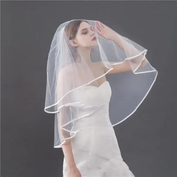 Two-Layers Short Wedding Bridal Ribbon Edge Veils with Comb Bridal Accessories