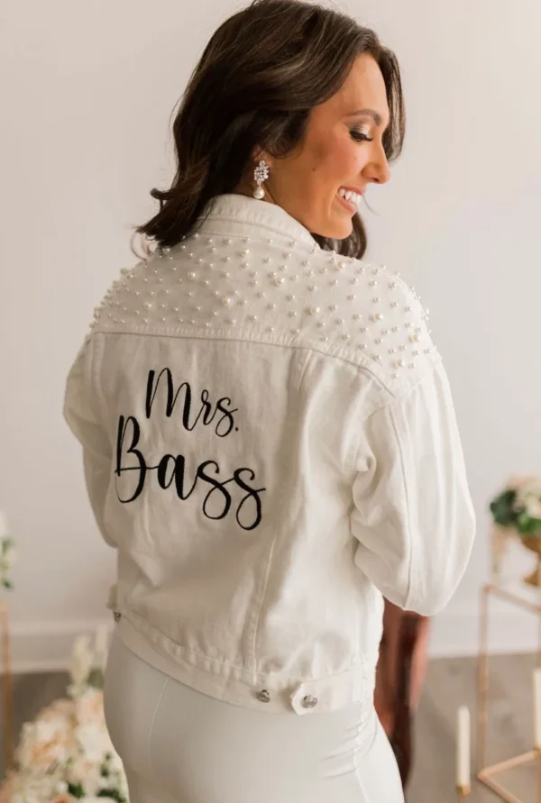 Bride to Be Personalized White Pearl Denim Jacket Bachelorette Wedding Gifts Customized Name Bridesmaid Dressing Gown Jean Coats - Image 3