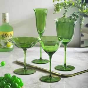 Home Light Luxury Retro Flower Wine Glasses Champagne Cup Set Crystal Goblet Glass Cocktail Glass Martini Cup Ribbed Pink Green