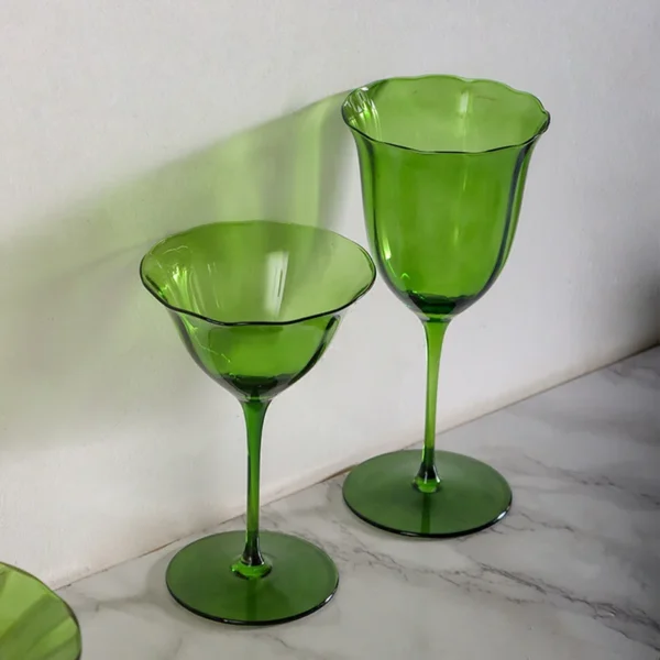 Home Light Luxury Retro Flower Wine Glasses Champagne Cup Set Crystal Goblet Glass Cocktail Glass Martini Cup Ribbed Pink Green - Image 3