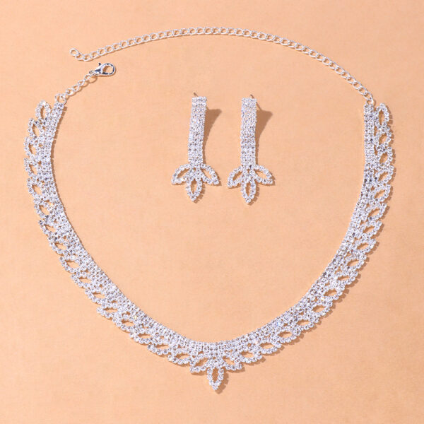 Light Luxury Bridal Necklace Earrings Set Wedding Dress Accessories - Image 4